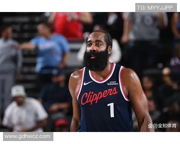 比尔报销,全网疼爱哈登!36岁扛着快船,接连16年季后赛纪录悬了 比尔报销,全网疼爱哈登!36岁扛着快船,接连16年季后赛纪录悬了